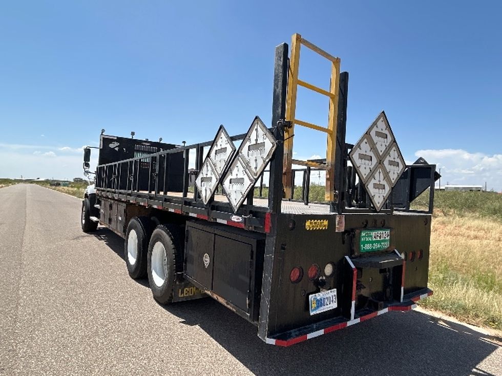 Flatbed Truck-Light and Medium Duty Trucks-Freightliner-2020-114SD-Odessa-TX-99,500\n\t\tmiles-$ 104,250 - Image 6