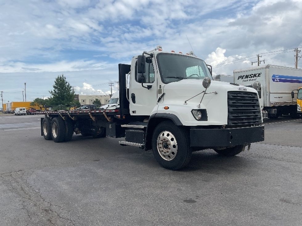 Flatbed Truck-Light and Medium Duty Trucks-Freightliner-2020-114SD-Oklahoma City-OK-147,422\n\t\tmiles-$ 113,500 - Image 1