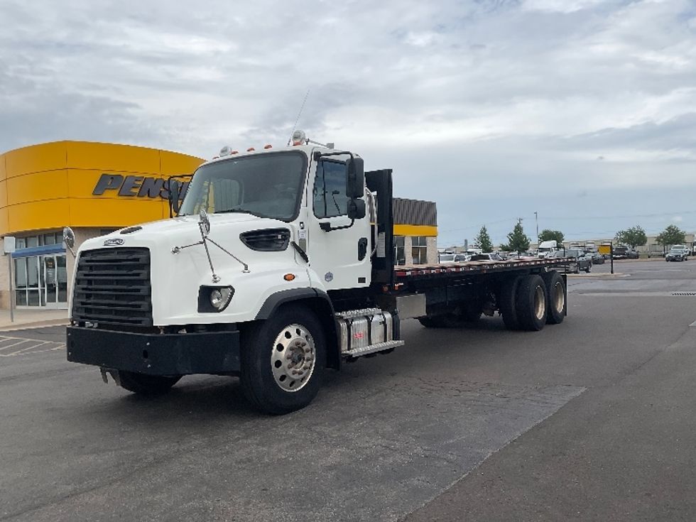 Flatbed Truck-Light and Medium Duty Trucks-Freightliner-2020-114SD-Oklahoma City-OK-147,422\n\t\tmiles-$ 113,500 - Image 3