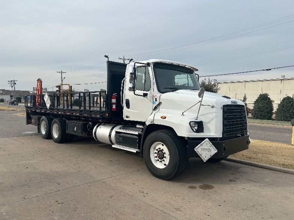 Flatbed Truck-Light and Medium Duty Trucks-Freightliner-2020-114SD-Oklahoma City-OK-242,553\n\t\tmiles-$ 100,250 - Image 1