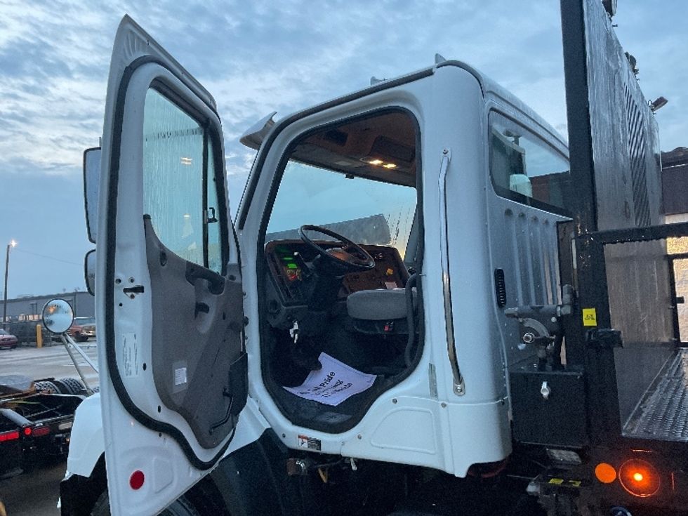 Flatbed Truck-Light and Medium Duty Trucks-Freightliner-2020-114SD-Oklahoma City-OK-242,553\n\t\tmiles-$ 100,250 - Image 13