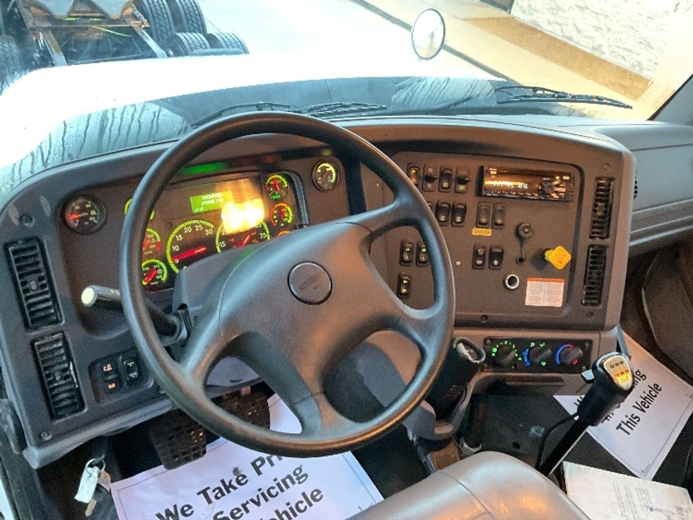 Flatbed Truck-Light and Medium Duty Trucks-Freightliner-2020-114SD-Oklahoma City-OK-242,553\n\t\tmiles-$ 100,250 - Image 15