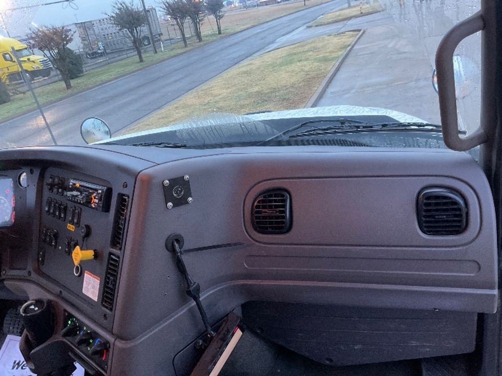 Flatbed Truck-Light and Medium Duty Trucks-Freightliner-2020-114SD-Oklahoma City-OK-242,553\n\t\tmiles-$ 100,250 - Image 18