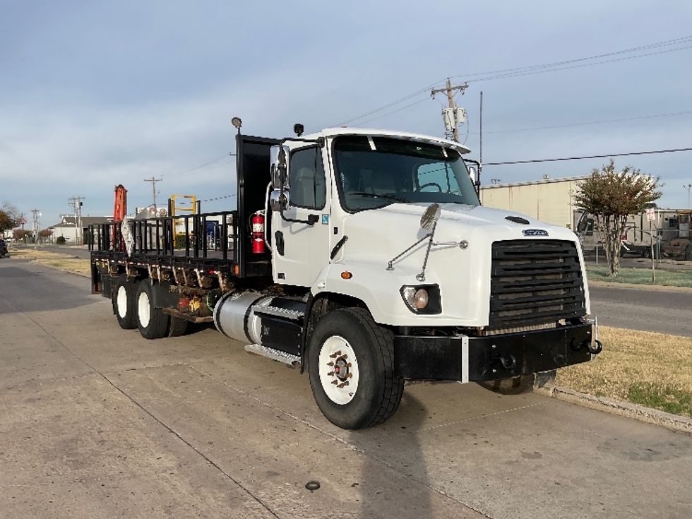Flatbed Truck-Light and Medium Duty Trucks-Freightliner-2020-114SD-Oklahoma City-OK-246,738\n\t\tmiles-$ 100,000 - Image 1