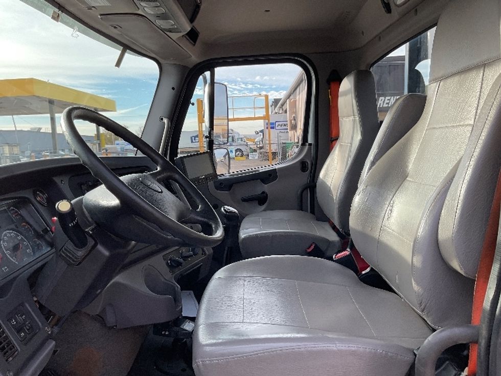 Flatbed Truck-Light and Medium Duty Trucks-Freightliner-2020-114SD-Oklahoma City-OK-246,738\n\t\tmiles-$ 100,000 - Image 16