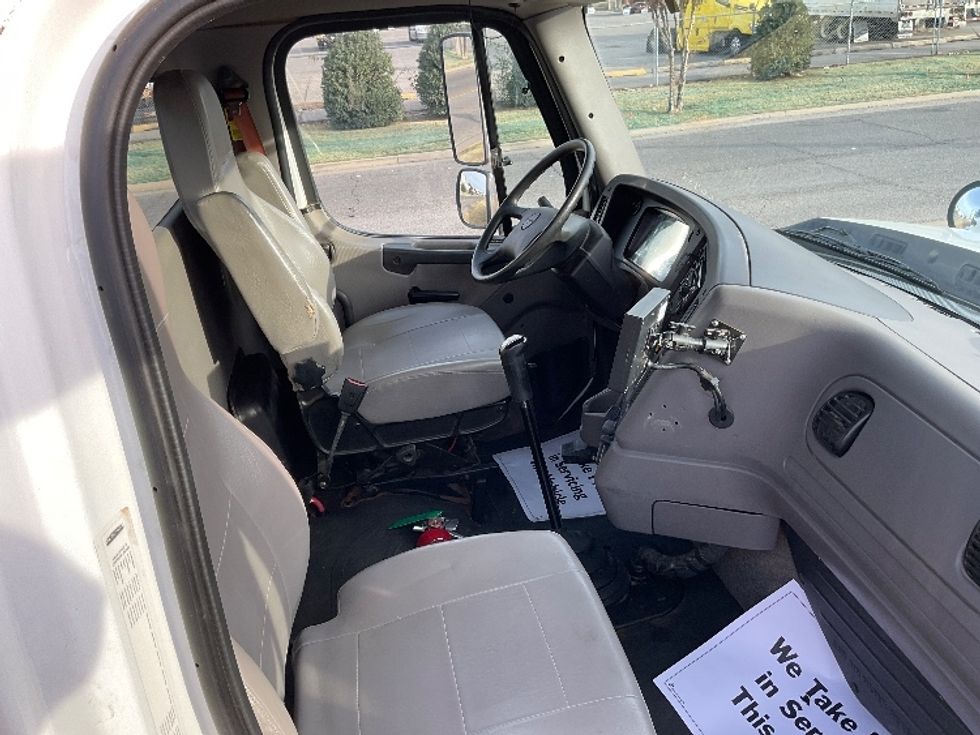 Flatbed Truck-Light and Medium Duty Trucks-Freightliner-2020-114SD-Oklahoma City-OK-246,738\n\t\tmiles-$ 100,000 - Image 19