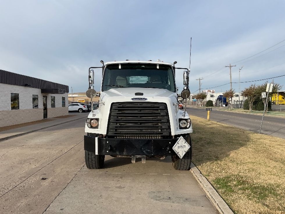 Flatbed Truck-Light and Medium Duty Trucks-Freightliner-2020-114SD-Oklahoma City-OK-246,738\n\t\tmiles-$ 100,000 - Image 2