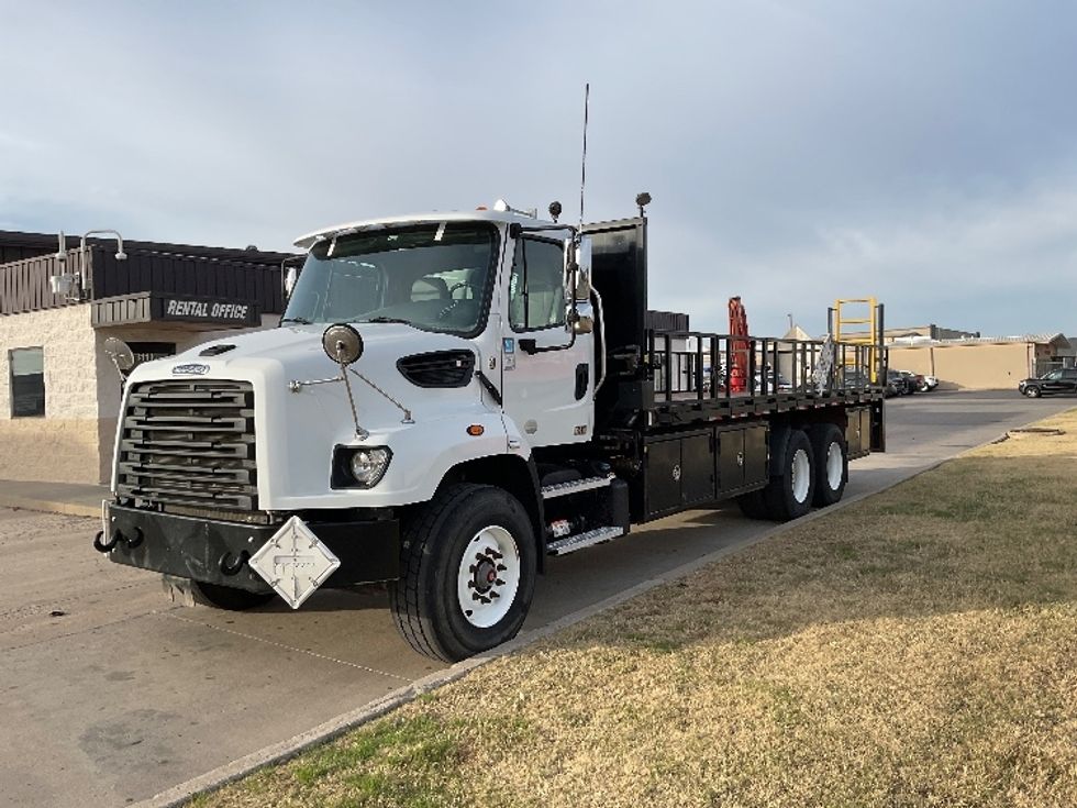 Flatbed Truck-Light and Medium Duty Trucks-Freightliner-2020-114SD-Oklahoma City-OK-246,738\n\t\tmiles-$ 100,000 - Image 3