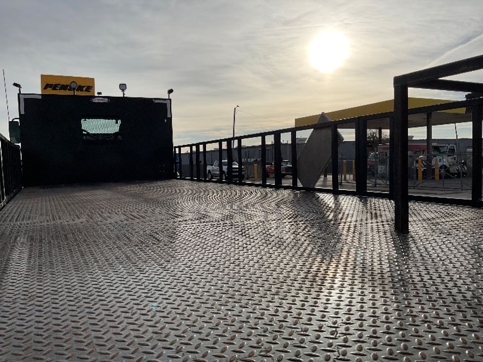 Flatbed Truck-Light and Medium Duty Trucks-Freightliner-2020-114SD-Oklahoma City-OK-246,738\n\t\tmiles-$ 100,000 - Image 9