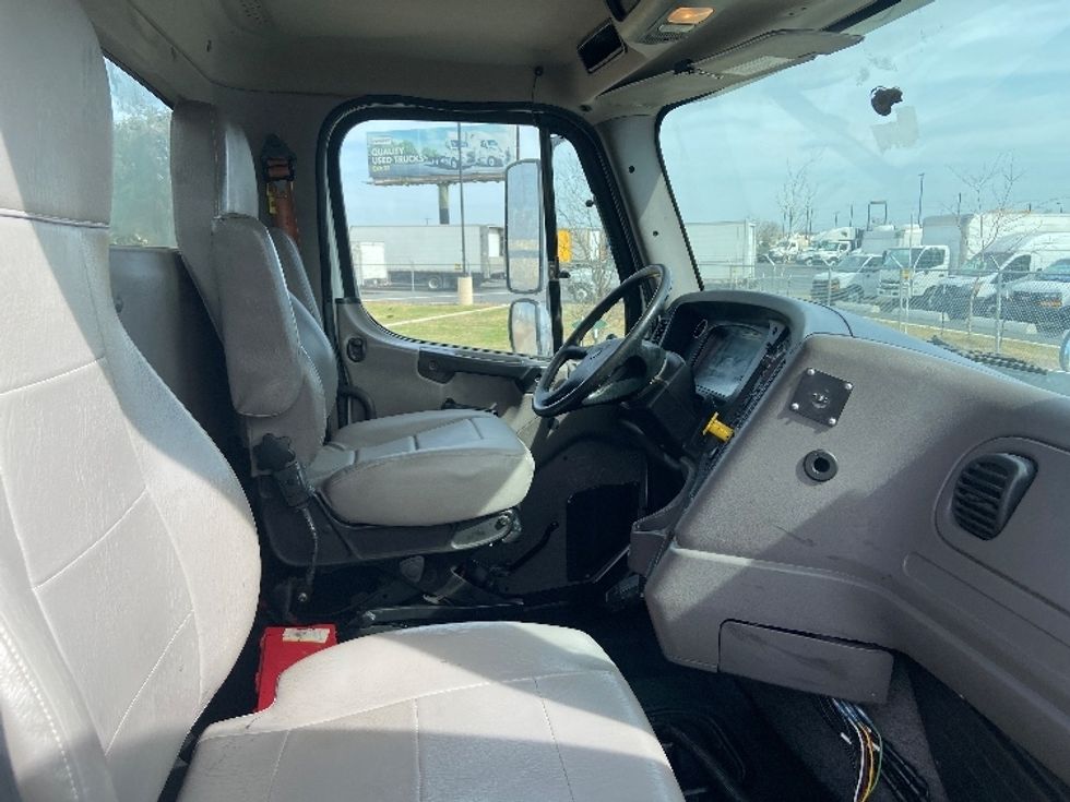 Flatbed Truck-Light and Medium Duty Trucks-Freightliner-2020-114SD-San Antonio-TX-184,766\n\t\tmiles-$ 102,750 - Image 20