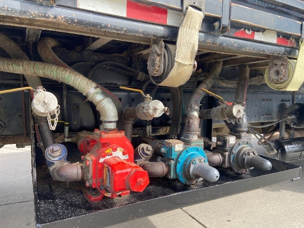 Flatbed Truck-Light and Medium Duty Trucks-Freightliner-2020-114SD-San Antonio-TX-184,766\n\t\tmiles-$ 102,750 - Image 26