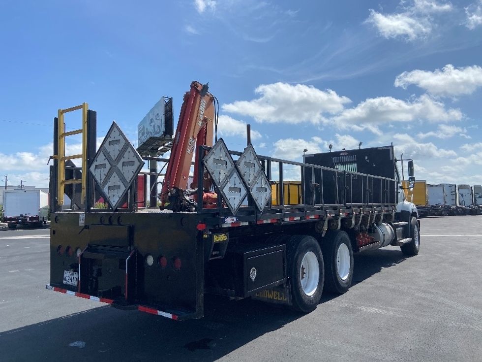 Flatbed Truck-Light and Medium Duty Trucks-Freightliner-2020-114SD-San Antonio-TX-185,610\n\t\tmiles-$ 99,250 - Image 11