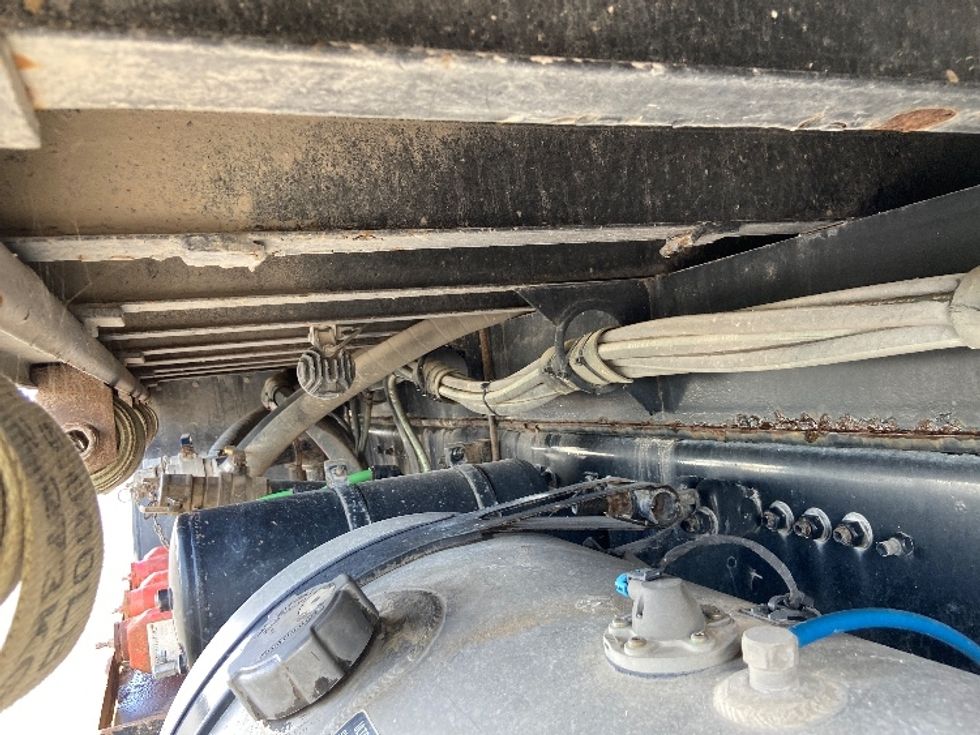 Flatbed Truck-Light and Medium Duty Trucks-Freightliner-2020-114SD-San Antonio-TX-185,610\n\t\tmiles-$ 99,250 - Image 12