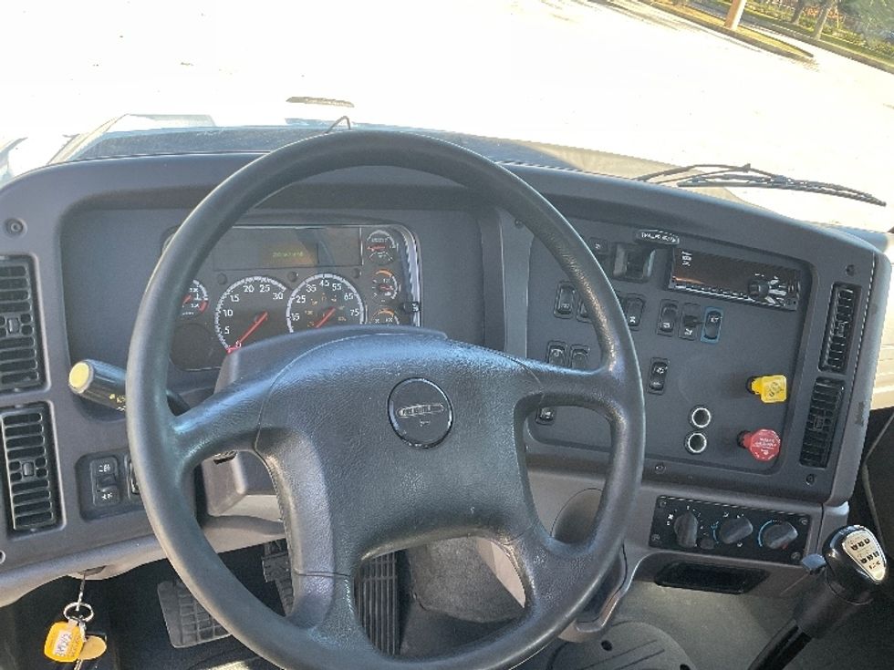 Flatbed Truck-Light and Medium Duty Trucks-Freightliner-2020-114SD-Tampa-FL-281,480\n\t\tmiles-$ 100,250 - Image 17