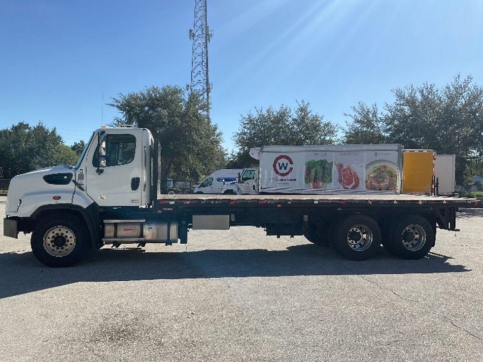 Flatbed Truck-Light and Medium Duty Trucks-Freightliner-2020-114SD-Tampa-FL-281,480\n\t\tmiles-$ 100,250 - Image 4