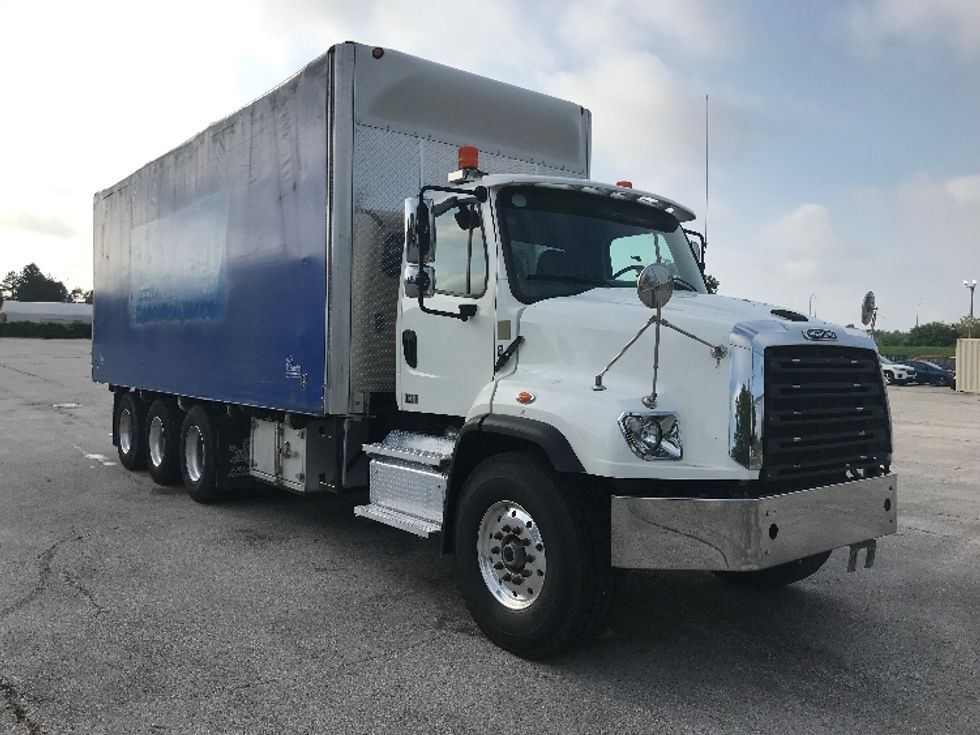 Flatbed Truck-Light and Medium Duty Trucks-Freightliner-2020-114SD-Windsor-ON-192,797\n\t\tkm-$ 148,750 - Image 1