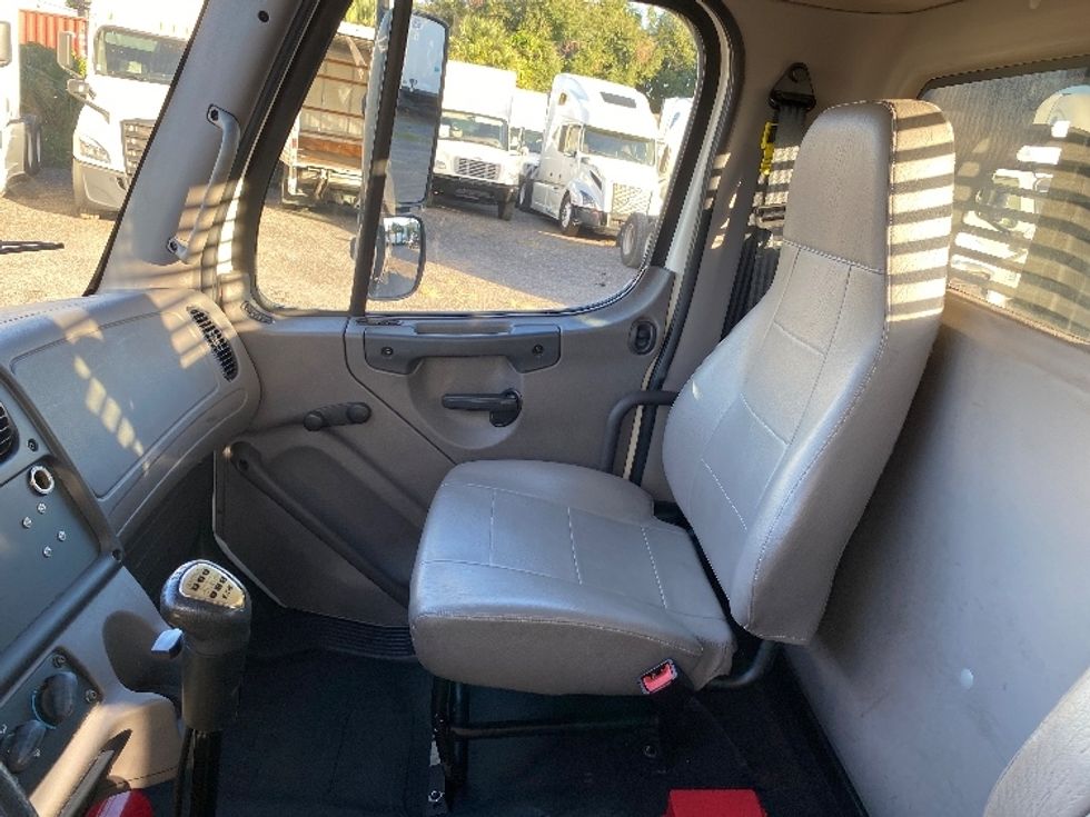 Flatbed Truck-Light and Medium Duty Trucks-Freightliner-2020-M2-Apopka-FL-241,804\n\t\tmiles-$ 48,750 - Image 19