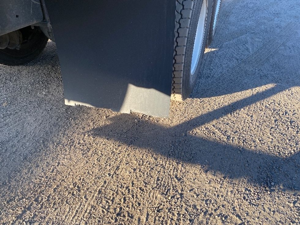 Flatbed Truck-Light and Medium Duty Trucks-Freightliner-2020-M2-Apopka-FL-241,804\n\t\tmiles-$ 48,750 - Image 27