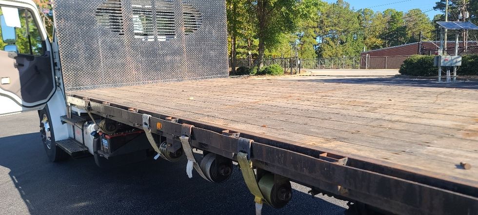 Flatbed Truck-Light and Medium Duty Trucks-Freightliner-2020-M2-Atlanta-GA-195,292\n\t\tmiles-$ 42,000 - Image 25