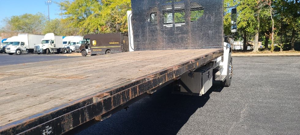 Flatbed Truck-Light and Medium Duty Trucks-Freightliner-2020-M2-Atlanta-GA-195,292\n\t\tmiles-$ 42,000 - Image 26