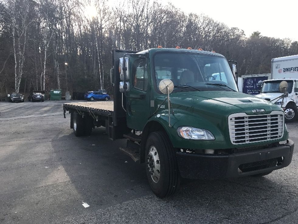 Flatbed Truck-Light and Medium Duty Trucks-Freightliner-2020-M2-Auburn-MA-117,200\n\t\tmiles-$ 51,500 - Image 1