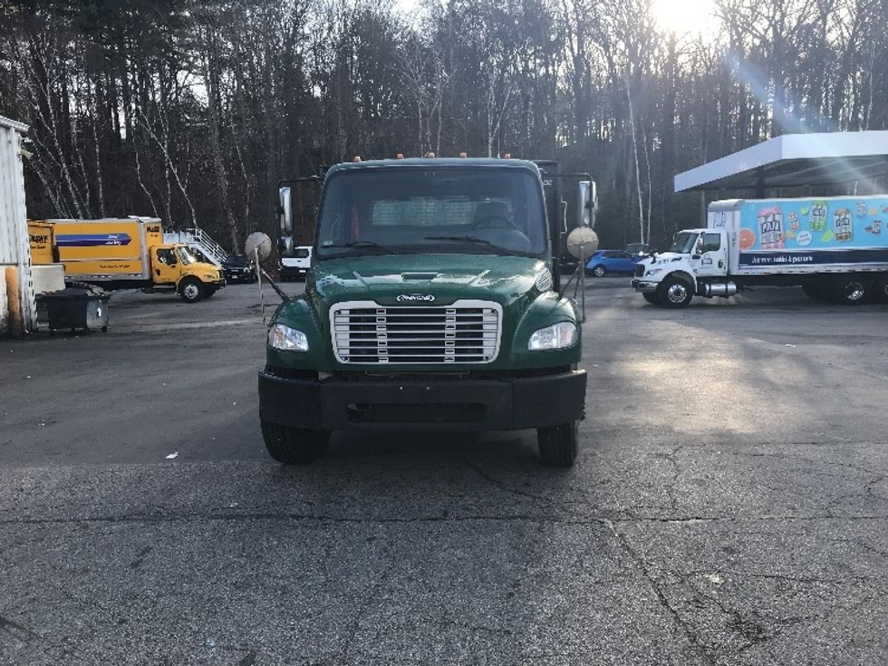 Flatbed Truck-Light and Medium Duty Trucks-Freightliner-2020-M2-Auburn-MA-117,200\n\t\tmiles-$ 51,500 - Image 2