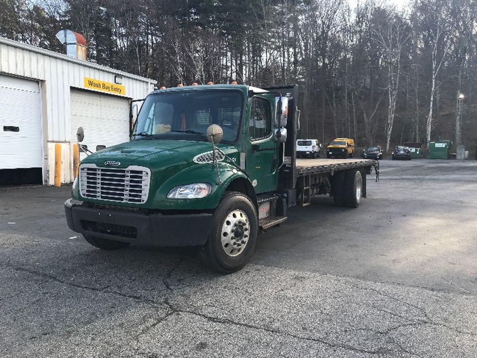Flatbed Truck-Light and Medium Duty Trucks-Freightliner-2020-M2-Auburn-MA-117,200\n\t\tmiles-$ 51,500 - Image 3