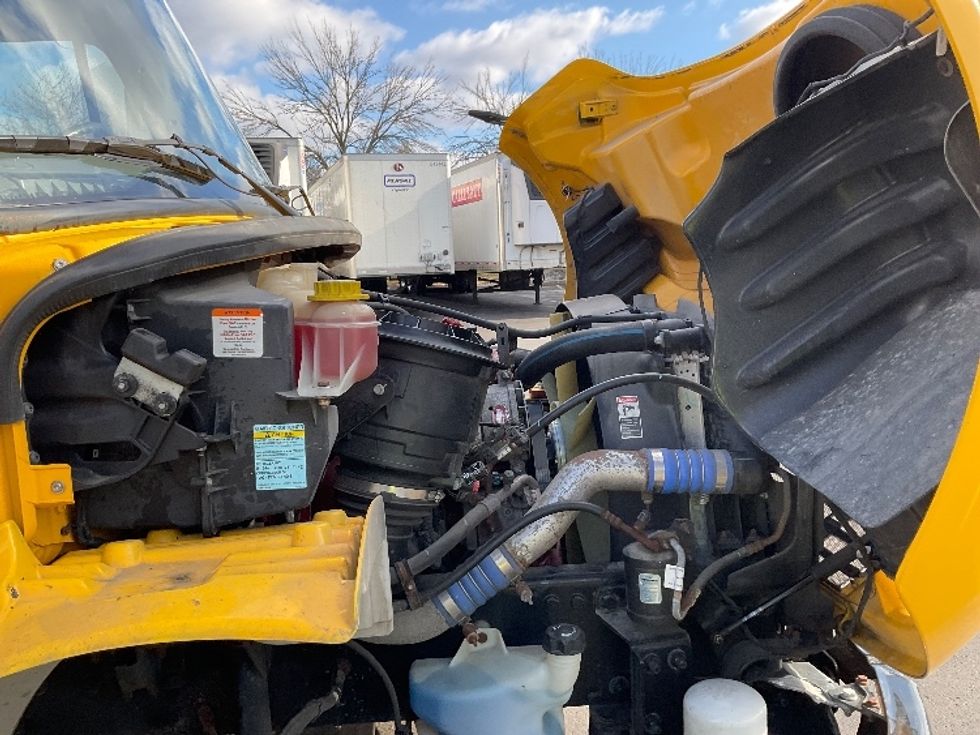 Flatbed Truck-Light and Medium Duty Trucks-Freightliner-2020-M2-Bethlehem-PA-120,109\n\t\tmiles-$ 44,750 - Image 22