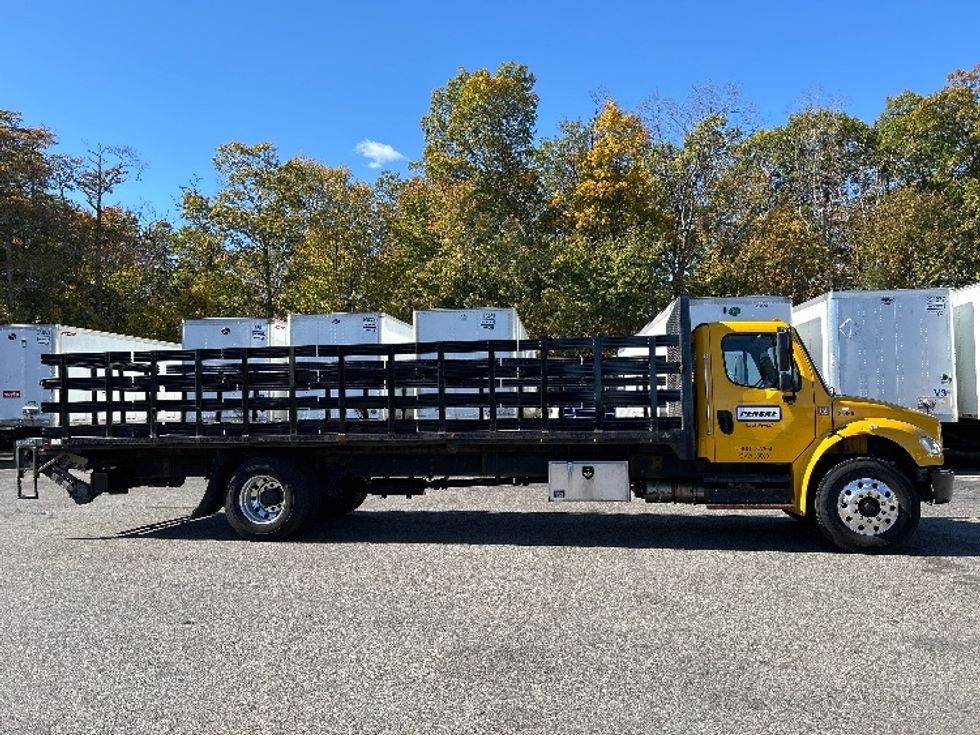 Flatbed Truck-Light and Medium Duty Trucks-Freightliner-2020-M2-Braintree-MA-192,430\n\t\tmiles-$ 35,750 - Image 15