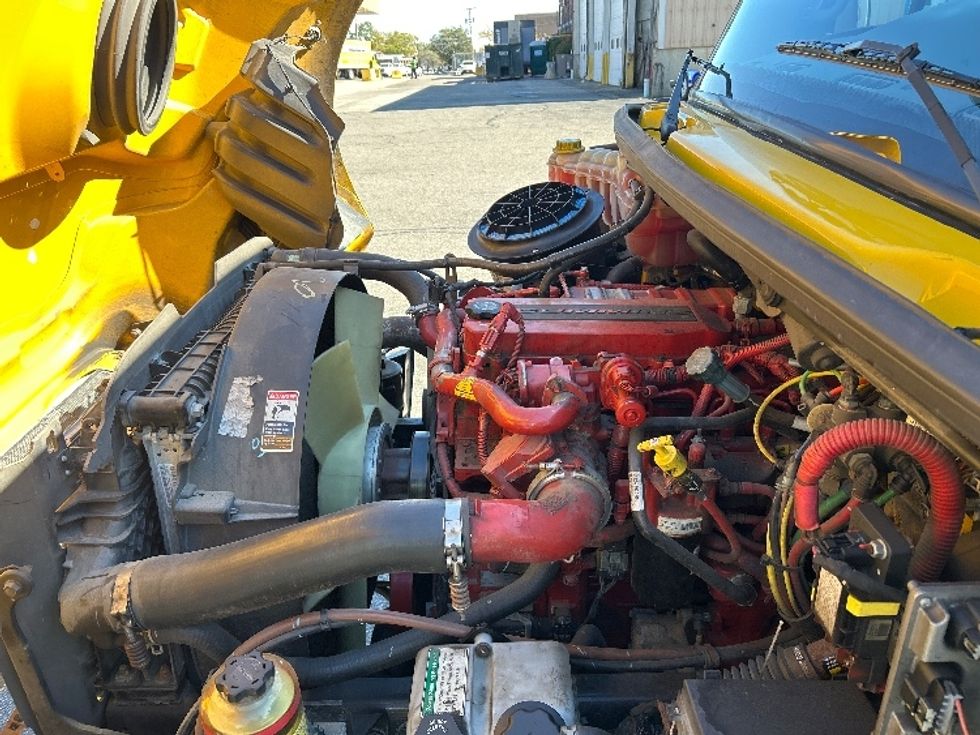 Flatbed Truck-Light and Medium Duty Trucks-Freightliner-2020-M2-Braintree-MA-192,430\n\t\tmiles-$ 35,750 - Image 24