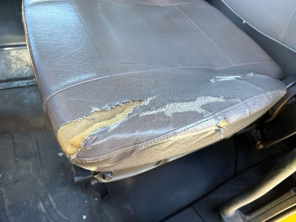 Flatbed Truck-Light and Medium Duty Trucks-Freightliner-2020-M2-Braintree-MA-192,430\n\t\tmiles-$ 35,750 - Image 25