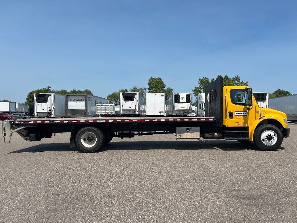 2020 Freightliner M2 106 Medium Duty photo 12