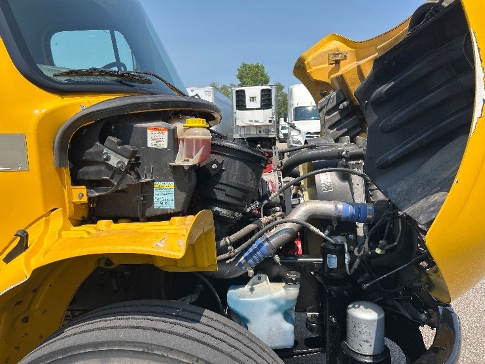 2020 Freightliner M2 106 Medium Duty photo 18