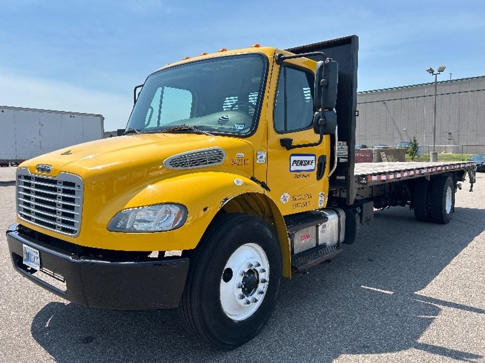 2020 Freightliner M2 106 Medium Duty photo 2