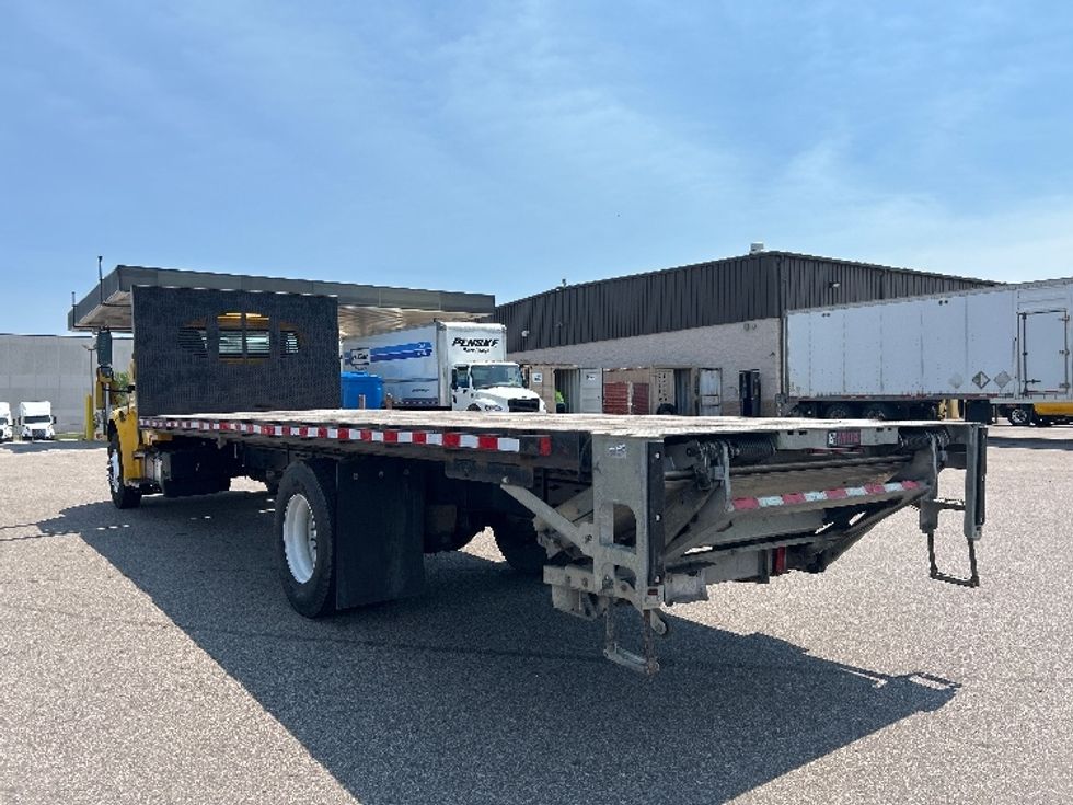 2020 Freightliner M2 106 Medium Duty photo 5