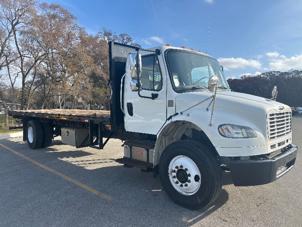 Flatbed Truck-Light and Medium Duty Trucks-Freightliner-2020-M2-Byron Center-MI-111,133\n\t\tmiles-$ 51,250 - Image 1