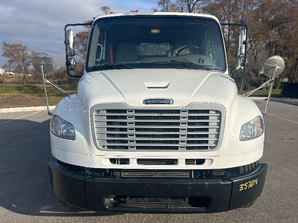 Flatbed Truck-Light and Medium Duty Trucks-Freightliner-2020-M2-Byron Center-MI-111,133\n\t\tmiles-$ 51,250 - Image 2