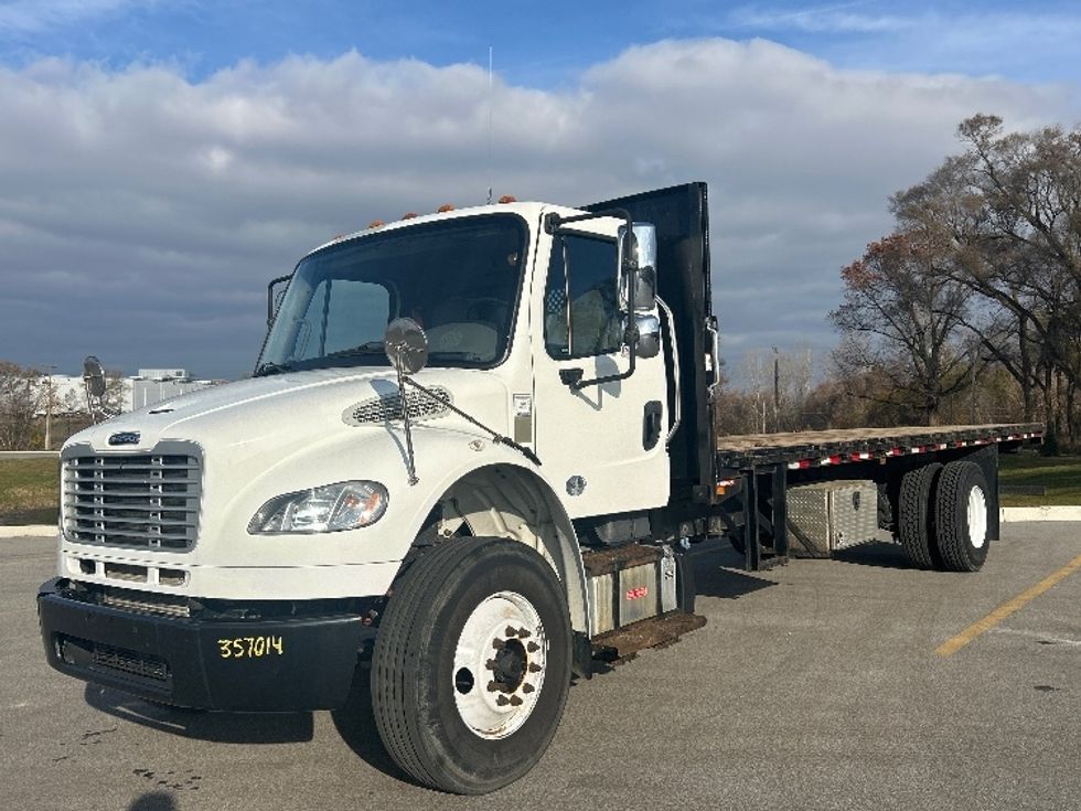 Flatbed Truck-Light and Medium Duty Trucks-Freightliner-2020-M2-Byron Center-MI-111,133\n\t\tmiles-$ 51,250 - Image 3