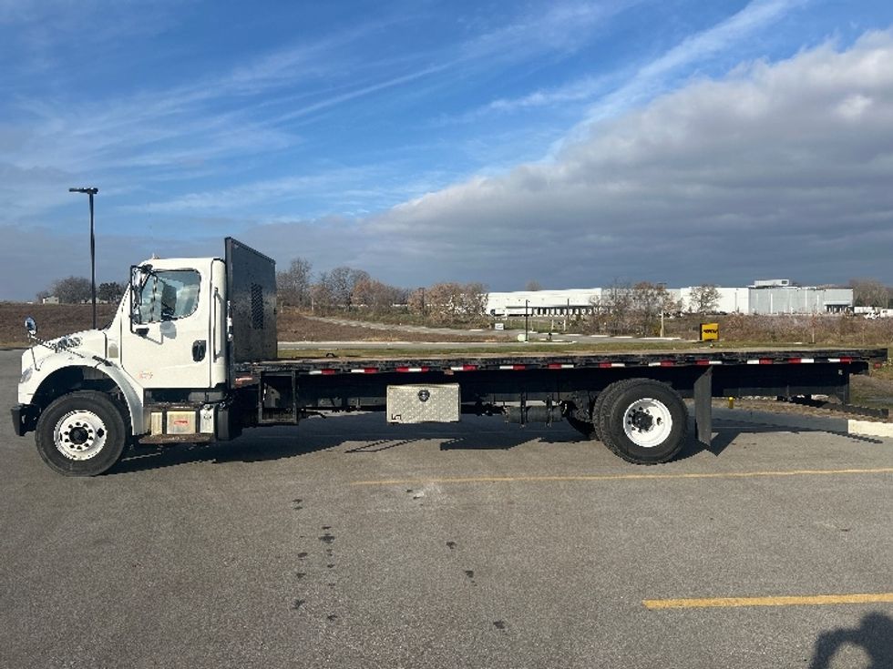 Flatbed Truck-Light and Medium Duty Trucks-Freightliner-2020-M2-Byron Center-MI-111,133\n\t\tmiles-$ 51,250 - Image 4