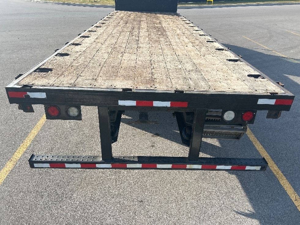 Flatbed Truck-Light and Medium Duty Trucks-Freightliner-2020-M2-Byron Center-MI-111,133\n\t\tmiles-$ 51,250 - Image 8