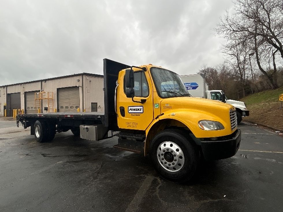 Flatbed Truck-Light and Medium Duty Trucks-Freightliner-2020-M2-Capitol Heights-MD-137,500\n\t\tmiles-$ 39,750 - Image 1