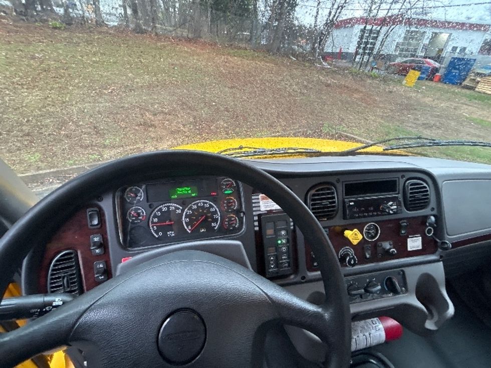 Flatbed Truck-Light and Medium Duty Trucks-Freightliner-2020-M2-Capitol Heights-MD-137,500\n\t\tmiles-$ 39,750 - Image 18