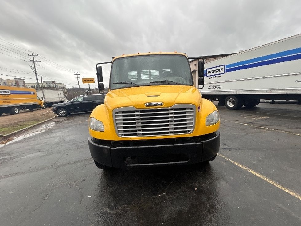 Flatbed Truck-Light and Medium Duty Trucks-Freightliner-2020-M2-Capitol Heights-MD-137,500\n\t\tmiles-$ 39,750 - Image 2