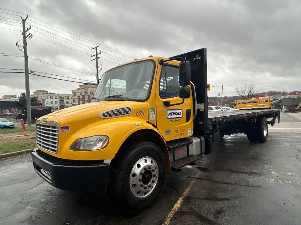 Flatbed Truck-Light and Medium Duty Trucks-Freightliner-2020-M2-Capitol Heights-MD-137,500\n\t\tmiles-$ 39,750 - Image 3