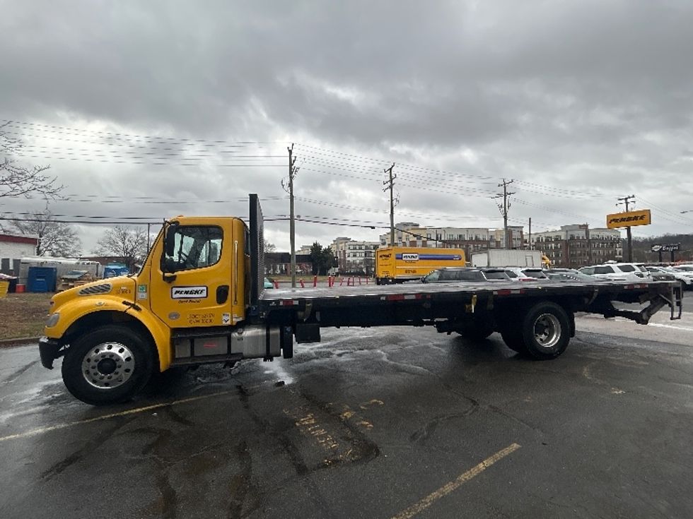 Flatbed Truck-Light and Medium Duty Trucks-Freightliner-2020-M2-Capitol Heights-MD-137,500\n\t\tmiles-$ 39,750 - Image 4