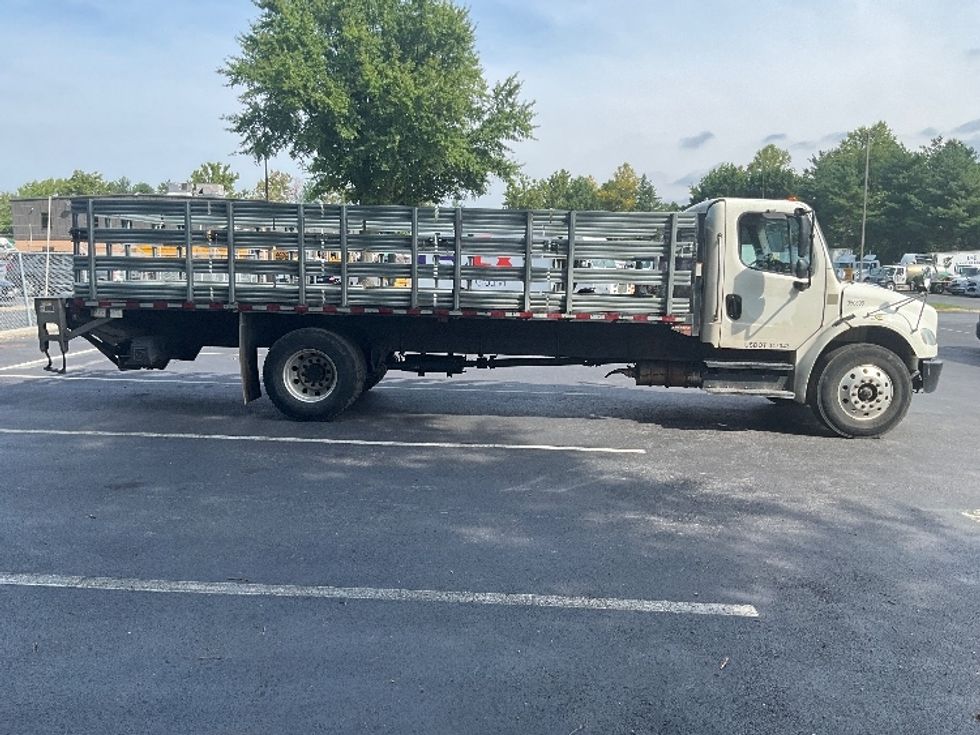 Flatbed Truck-Light and Medium Duty Trucks-Freightliner-2020-M2-Capitol Heights-MD-186,116\n\t\tmiles-$ 47,750 - Image 15