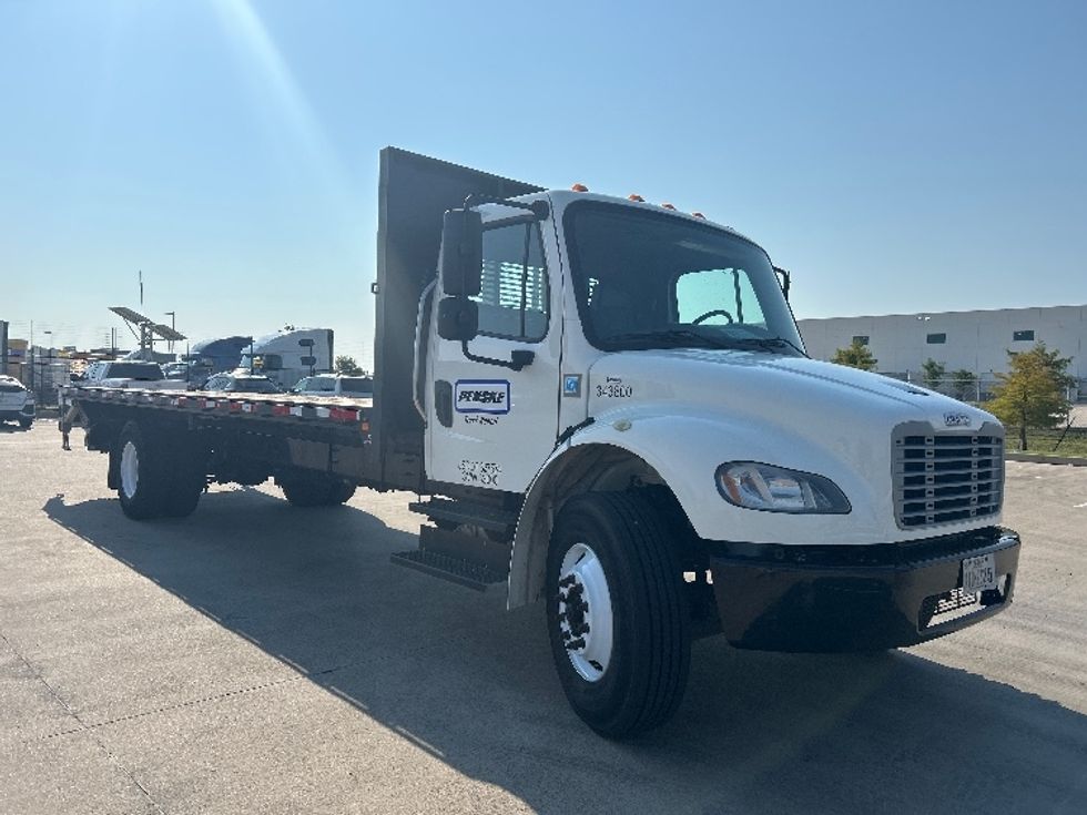 Flatbed Truck-Light and Medium Duty Trucks-Freightliner-2020-M2-Carrollton-TX-209,650\n\t\tmiles-$ 43,250 - Image 1
