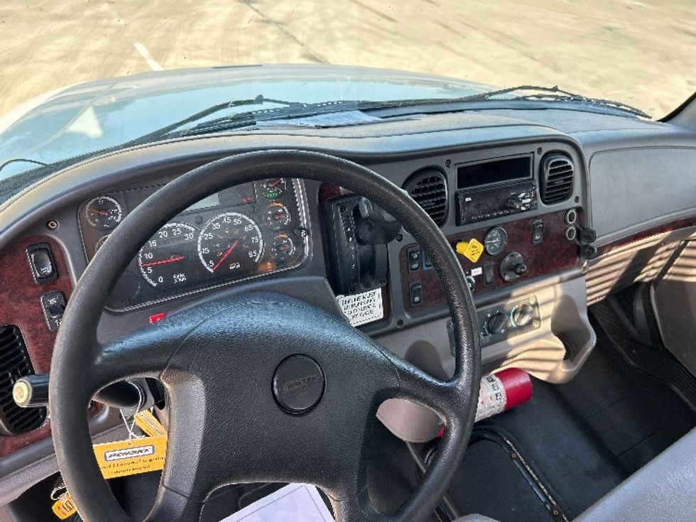 Flatbed Truck-Light and Medium Duty Trucks-Freightliner-2020-M2-Carrollton-TX-209,650\n\t\tmiles-$ 43,250 - Image 15