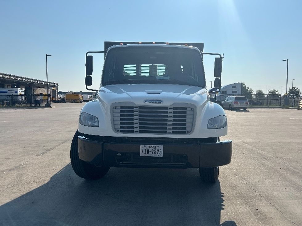 Flatbed Truck-Light and Medium Duty Trucks-Freightliner-2020-M2-Carrollton-TX-209,650\n\t\tmiles-$ 43,250 - Image 2