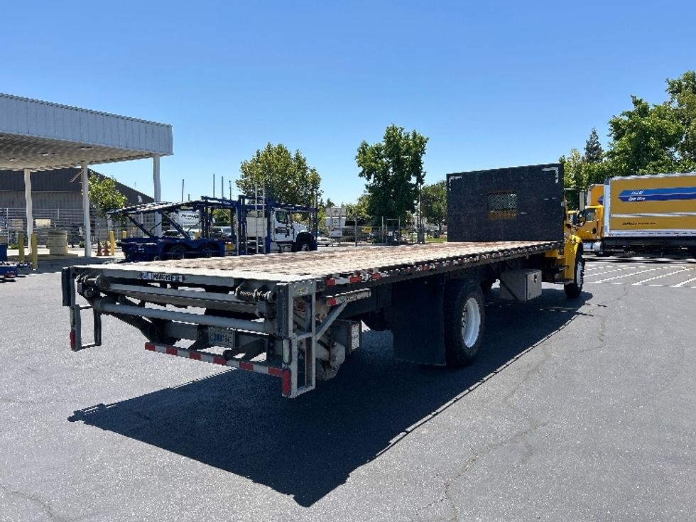 Flatbed Truck-Light and Medium Duty Trucks-Freightliner-2020-M2-Ceres-CA-182,351\n\t\tmiles-$ 49,250 - Image 10